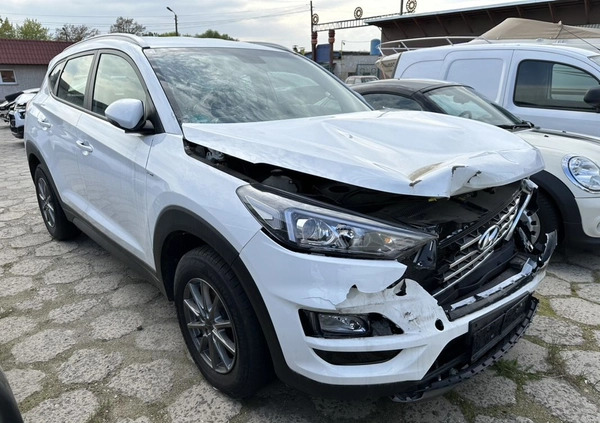 Hyundai Tucson cena 53700 przebieg: 45414, rok produkcji 2019 z Nysa małe 191